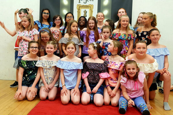 niñas foto de alumnas de curso de idiomas en el extranjero